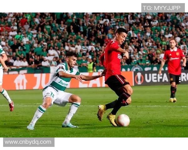 莫尼奎足球明星与朋友们的深厚友谊与合作共赢之路 莫尼奎足球明星与朋友们的深厚友谊与合作共赢之路